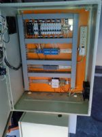 Panel mutiusos para control de voltaje 220V